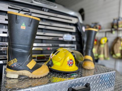 Servus on sale firefighter boots